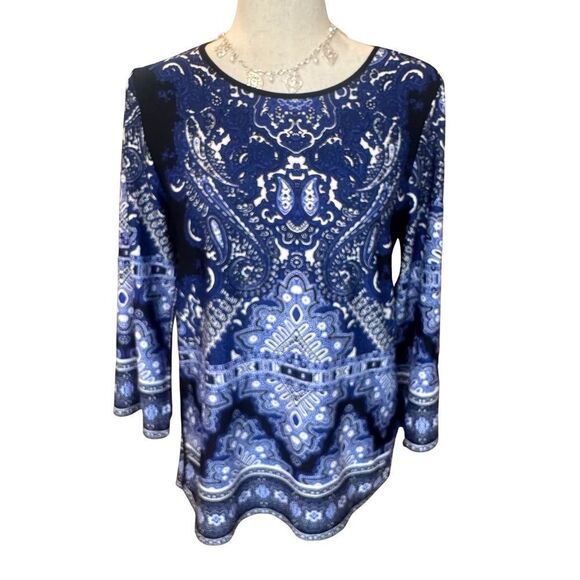 3/4” Sleeve Crew Neck Top Pattern  Blues/White  Size Small - Picture 1 of 13